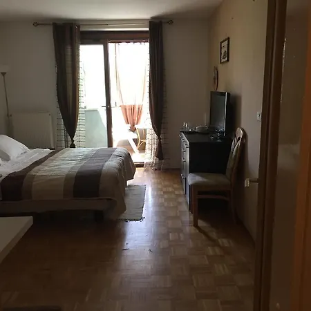 Apartman Lucija *